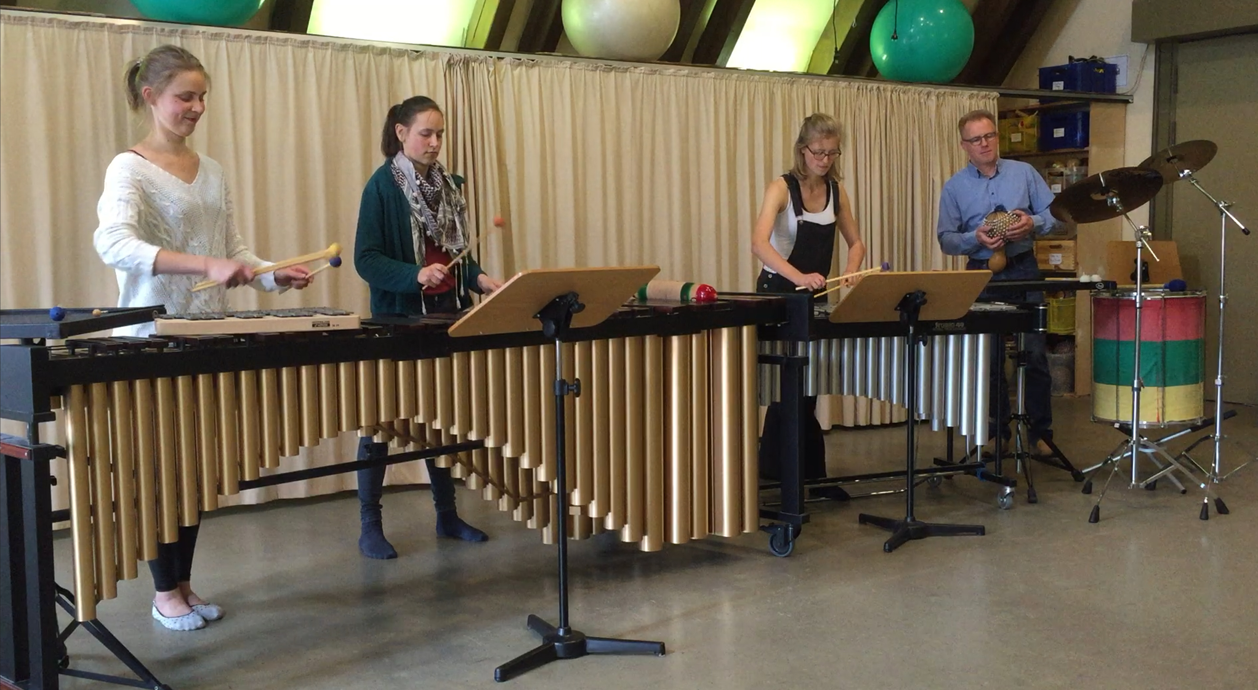 Ensemblespiel im Kurs "Schulische Musizierpraxis: Percussion 2" an der Musikhochschule Lübeck 2017